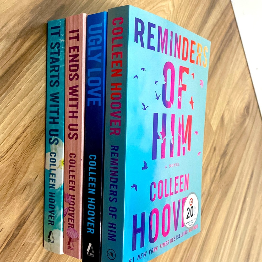 Colleen Hoover bundle!